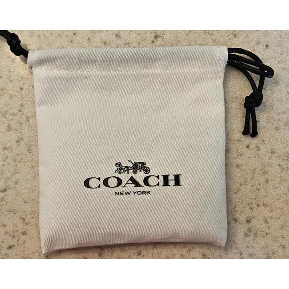 COACH Heart Pendant Necklace - Picture 3 of 4